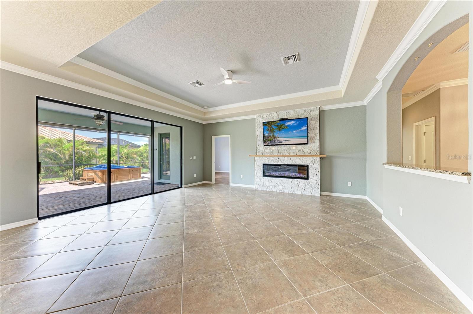 20700 GRANLAGO DR DR — photo 11