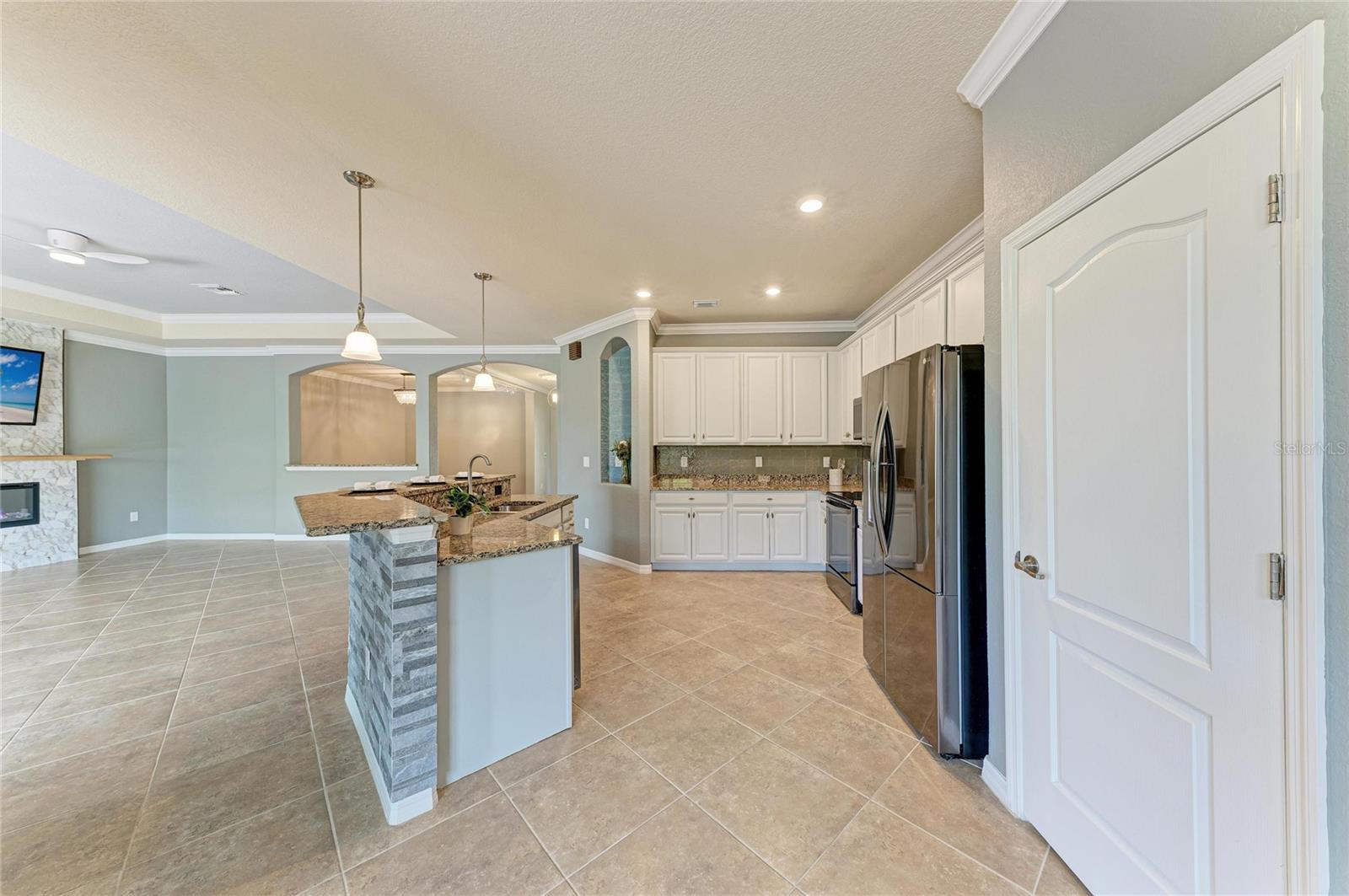 20700 GRANLAGO DR DR — photo 18