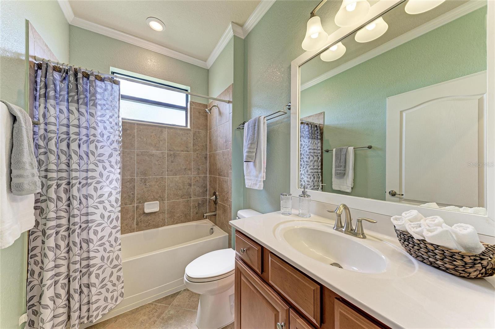 20700 GRANLAGO DR DR — photo 39