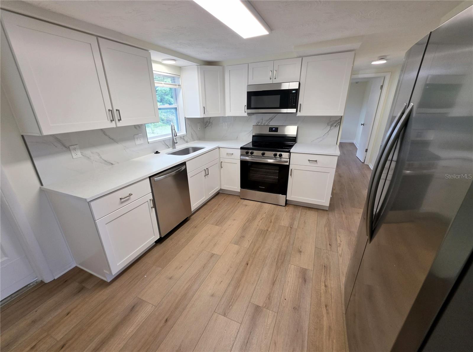 3647 BIGELOW DR — photo 2