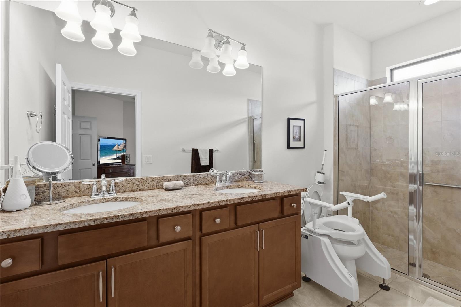 19241 SERAFINA ST — photo 10