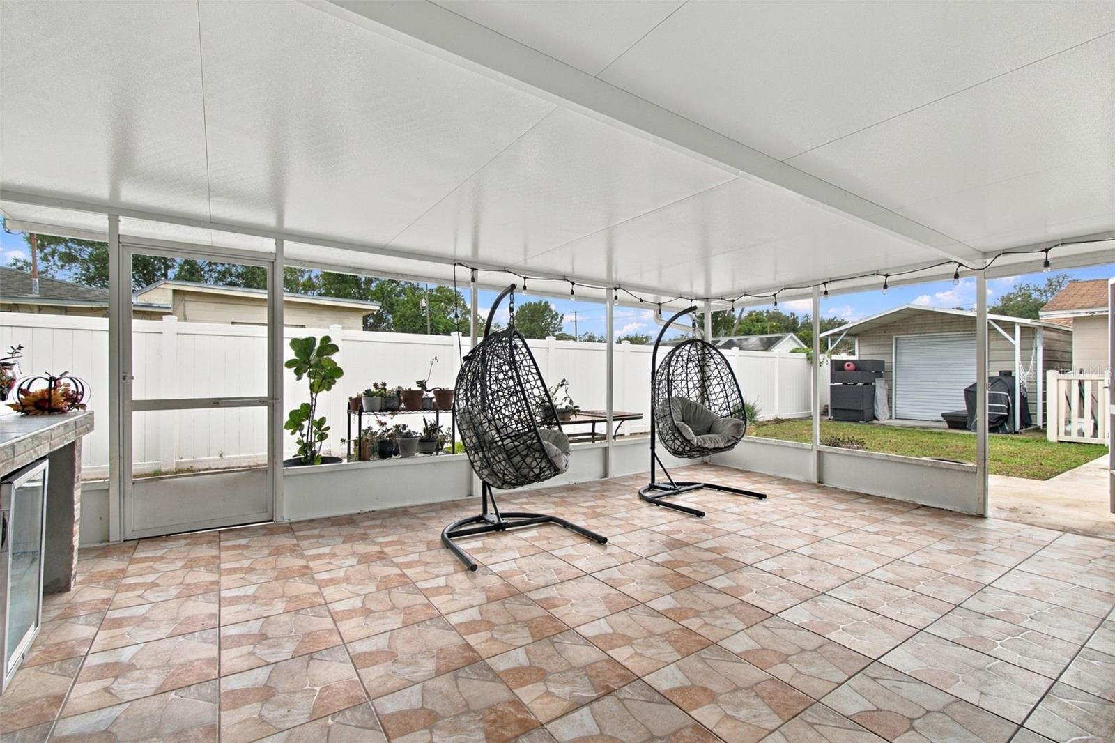 11006 N OAKLEAF AVE — photo 25
