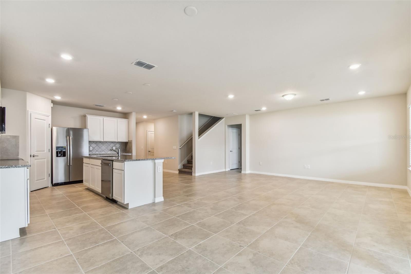 9877 HICKORY PINES AVE — photo 5