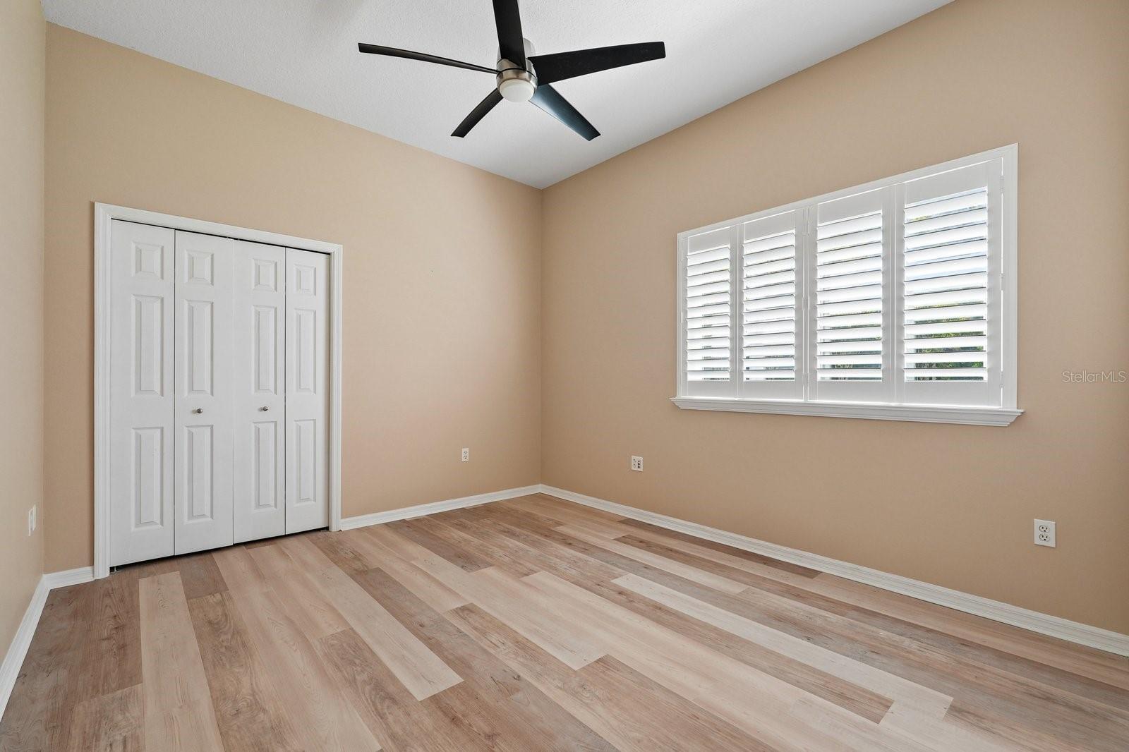 1003 KINGS WAY LN — photo 39