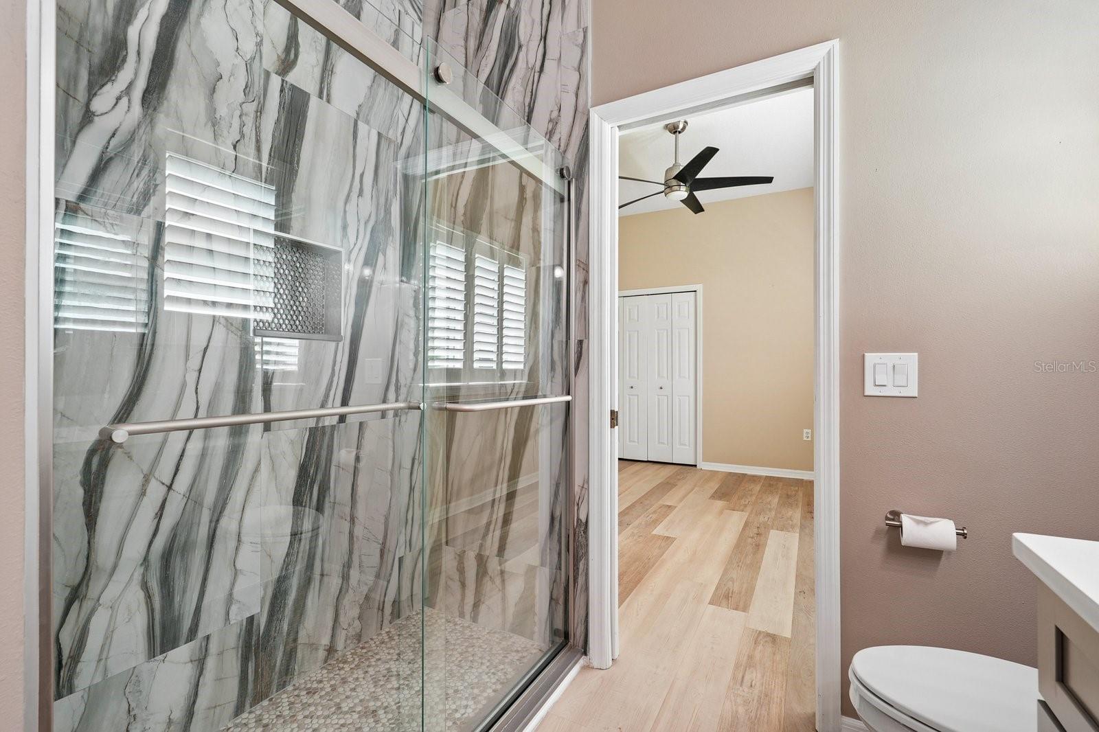 1003 KINGS WAY LN — photo 38