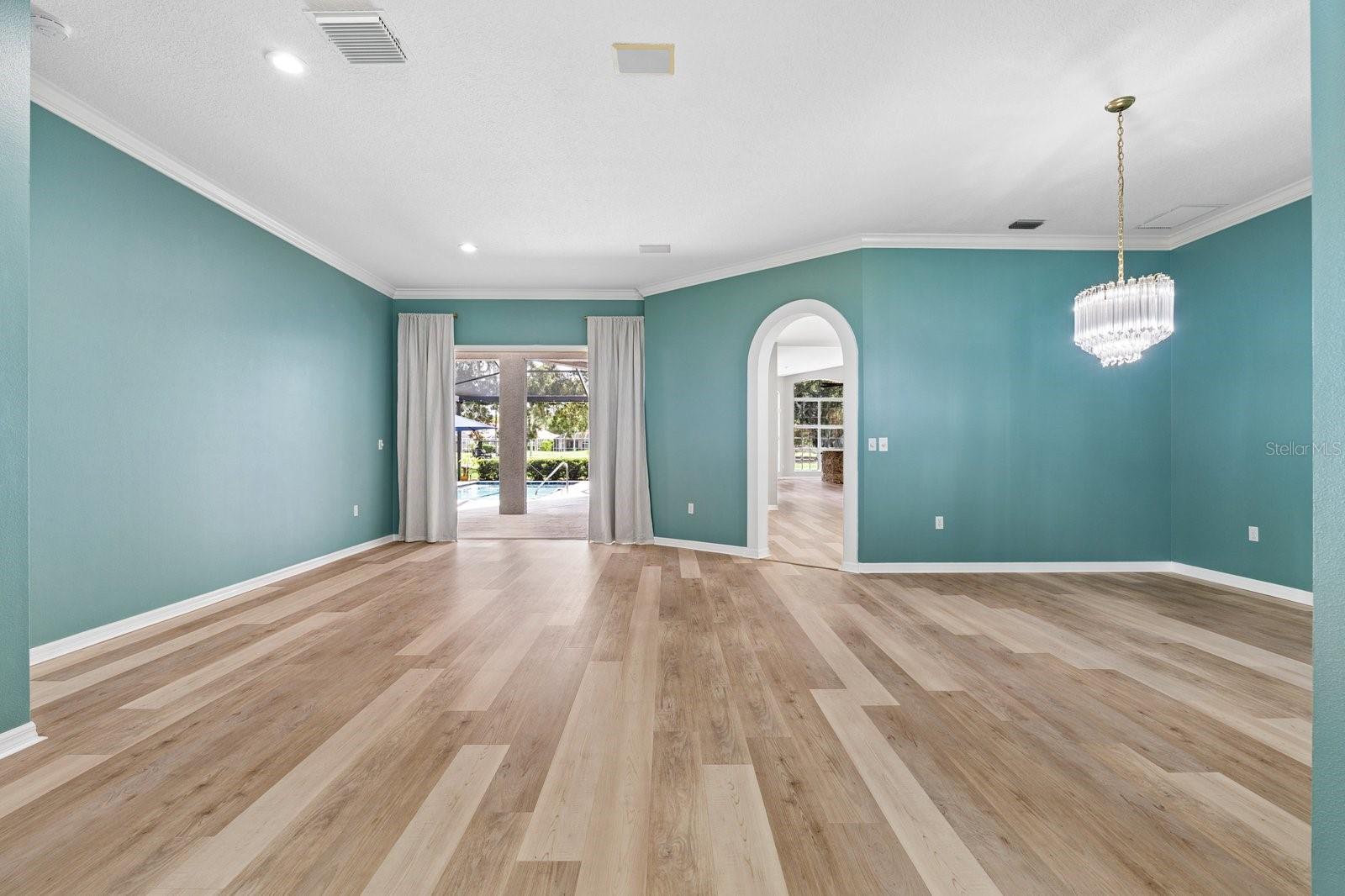 1003 KINGS WAY LN — photo 6