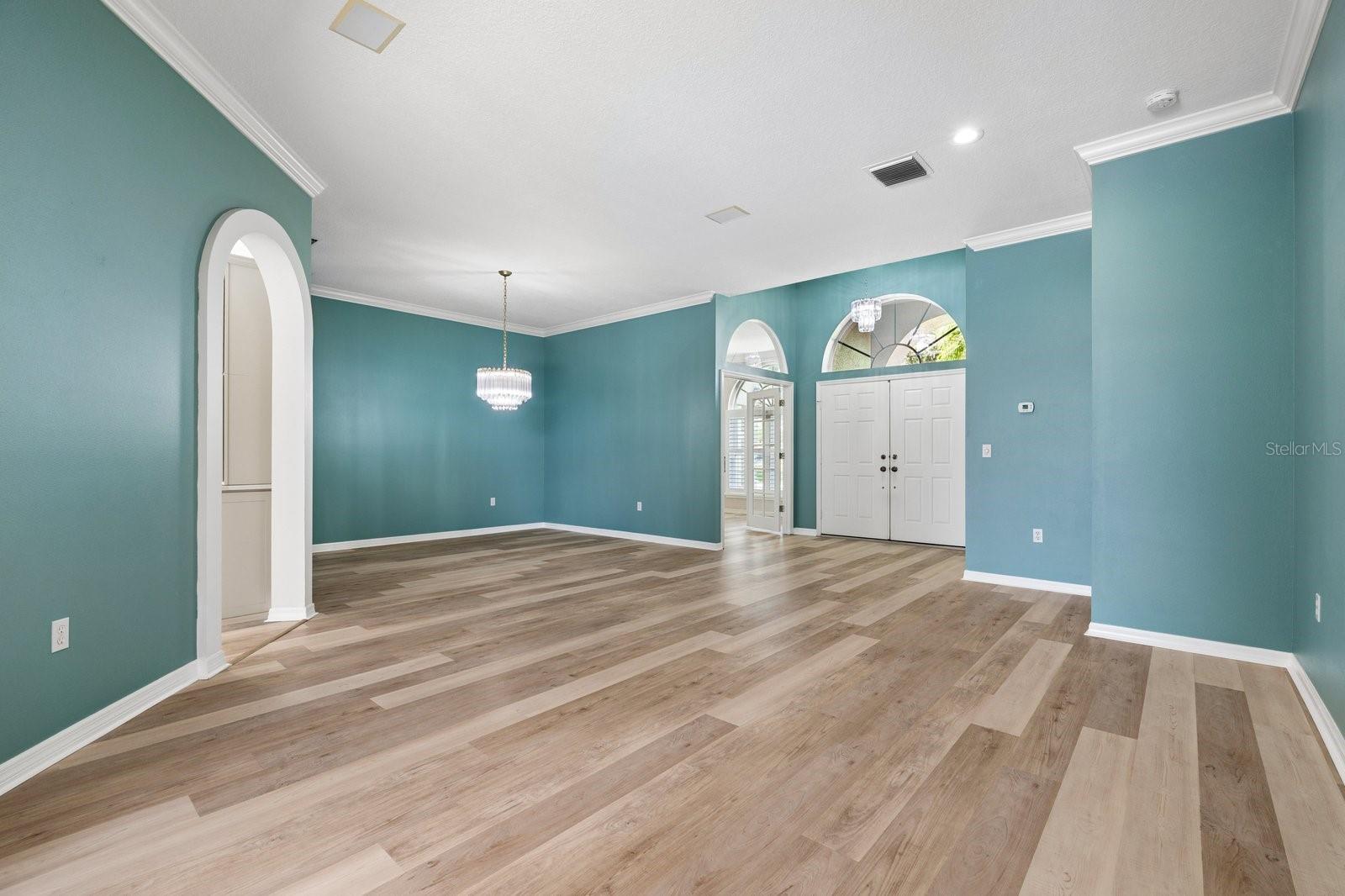 1003 KINGS WAY LN — photo 14