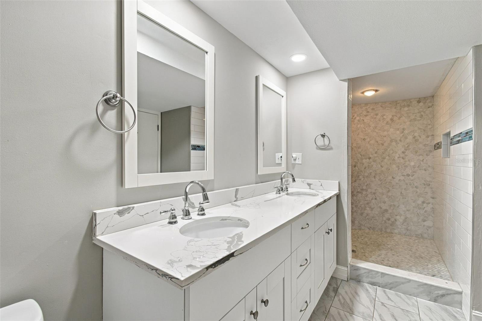 4141 BAYSHORE BLVD #1106 — photo 34