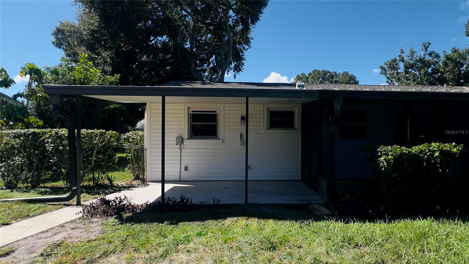 8675 LANTANA DR — photo 19