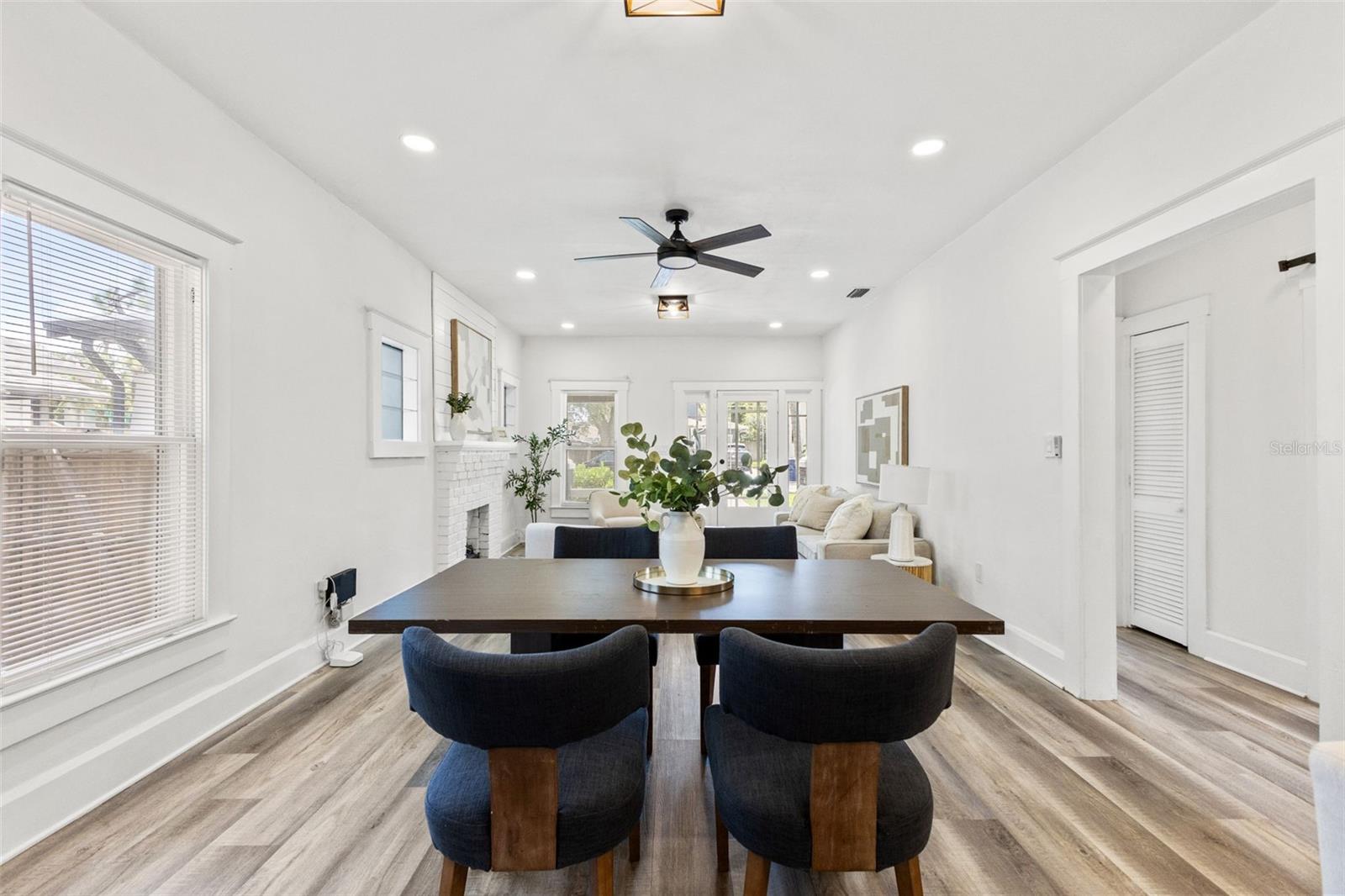 303 W CURTIS ST — photo 8