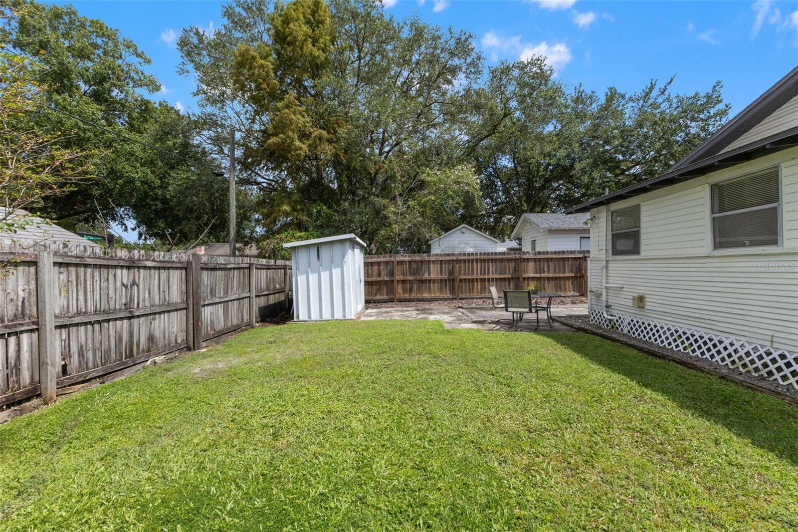 303 W CURTIS ST — photo 28