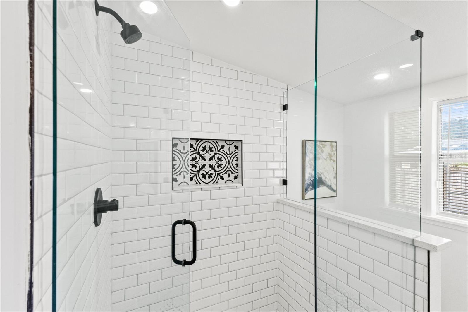 303 W CURTIS ST — photo 23