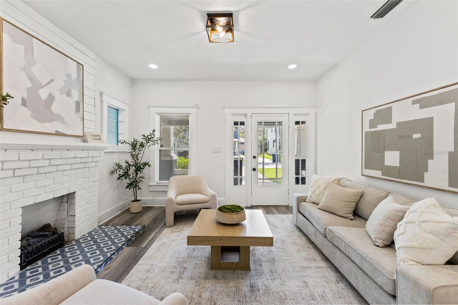 303 W CURTIS ST — photo 4