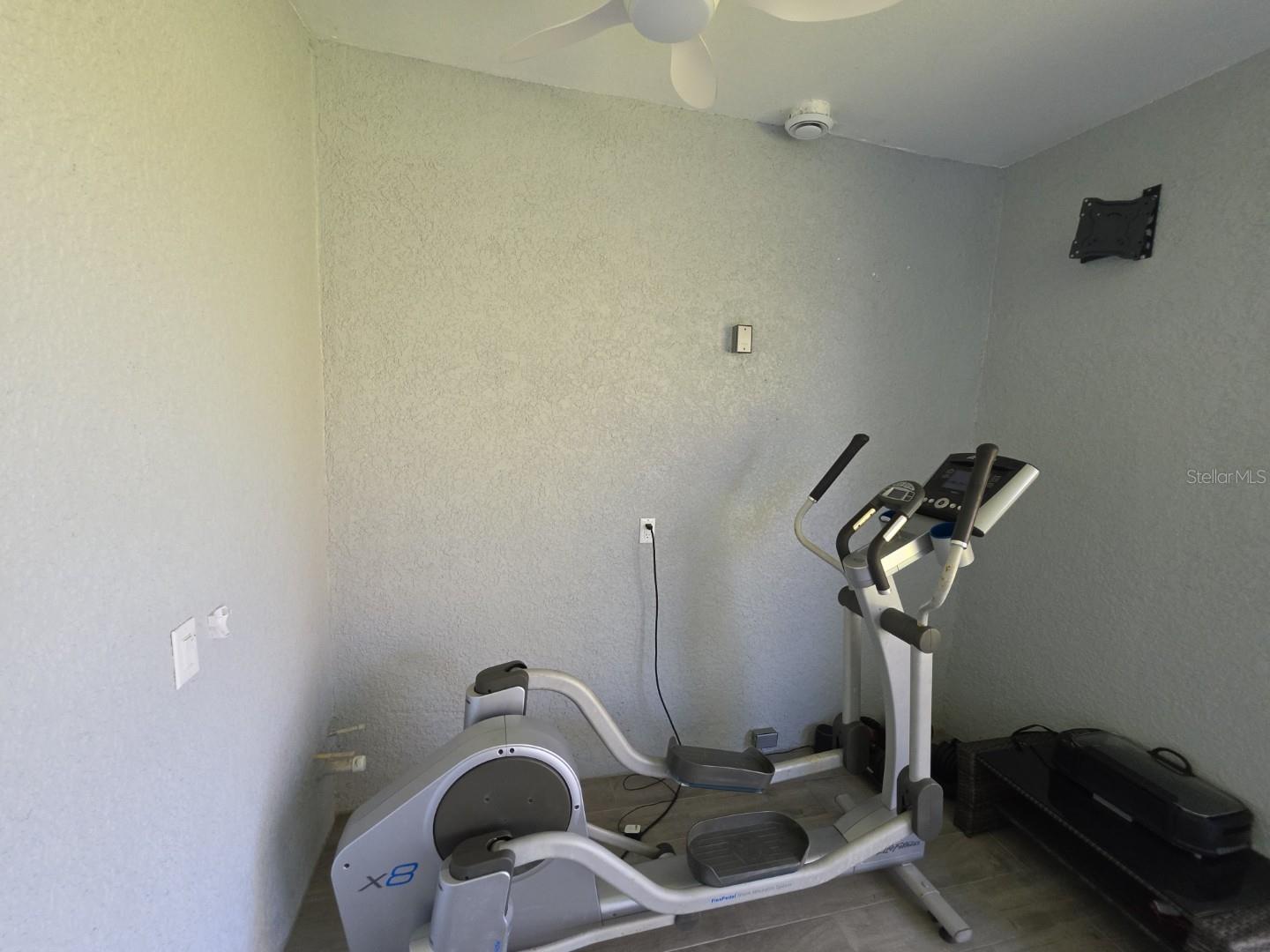 4330 MOCHA AVE — photo 23