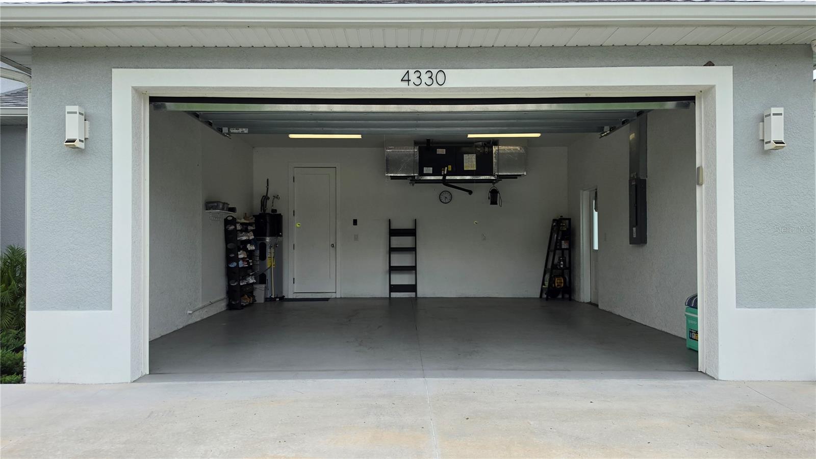 4330 MOCHA AVE — photo 24