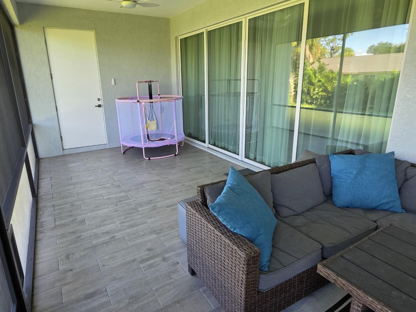 4330 MOCHA AVE — photo 21