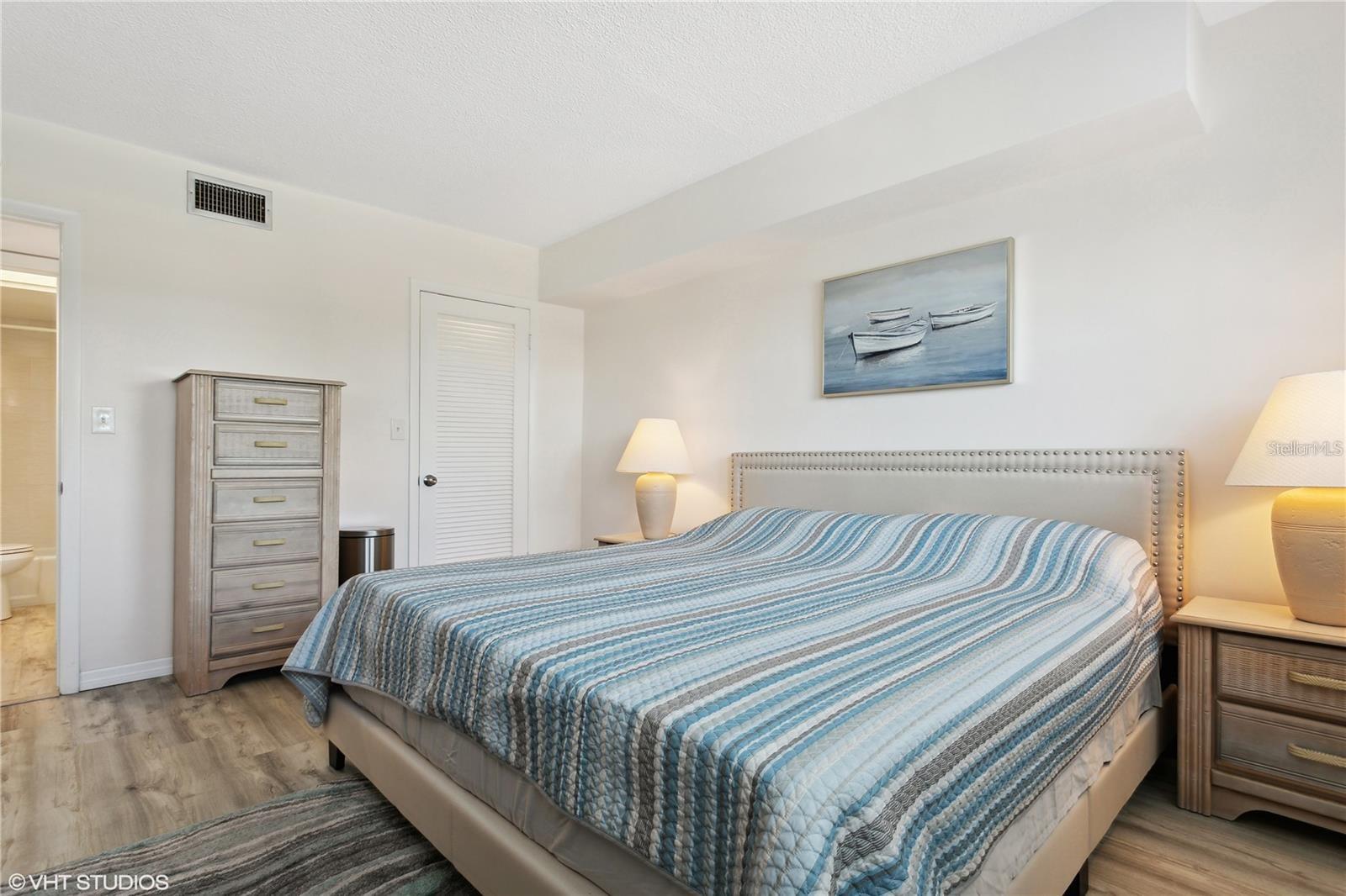 6363 GULF WINDS DR #332 — photo 32