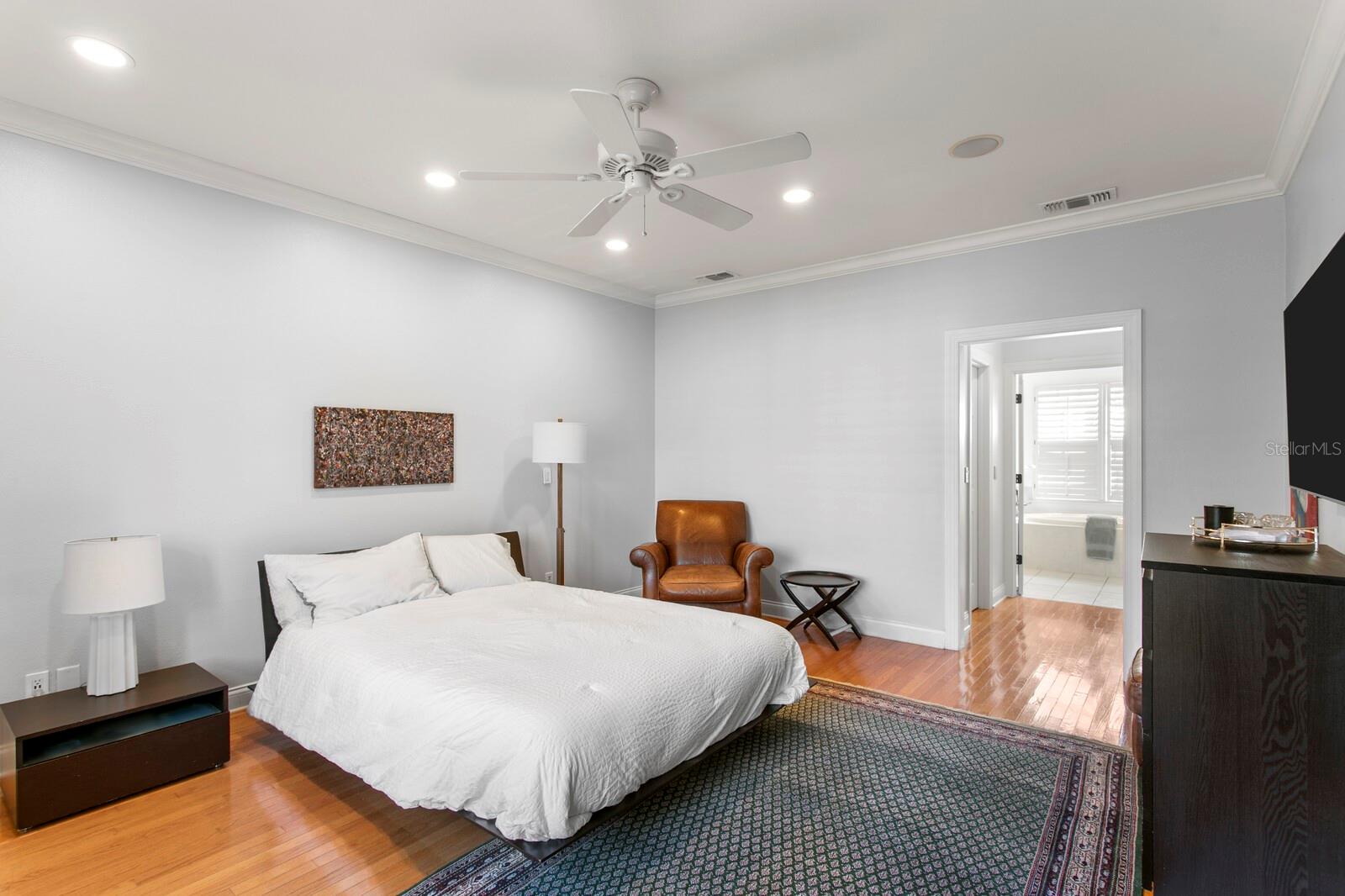908 HARBOUR BAY DR — photo 13
