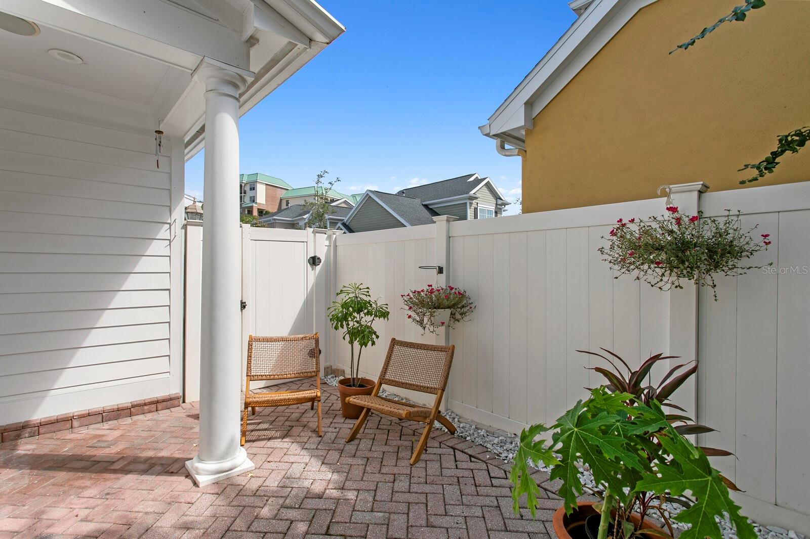 908 HARBOUR BAY DR — photo 20
