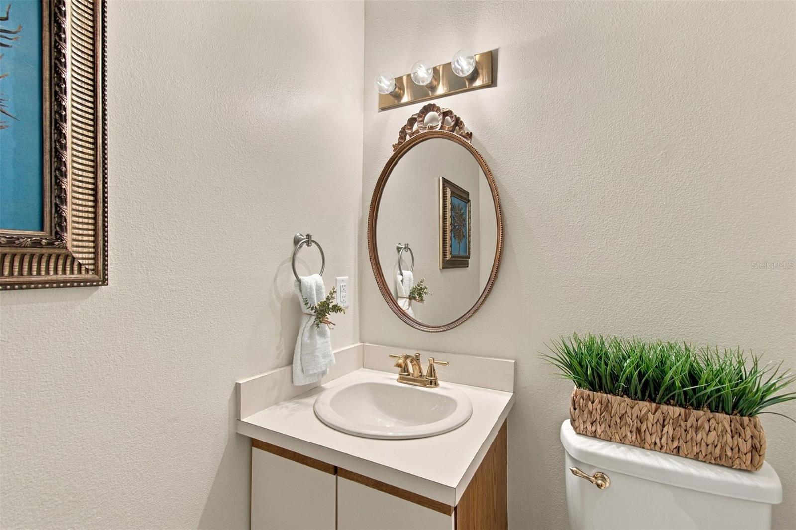 709 JACARANDA DR — photo 28