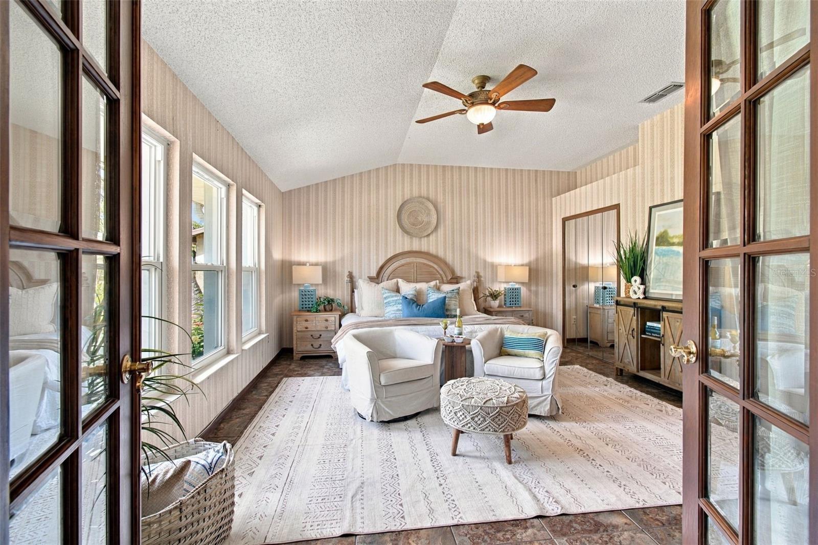 709 JACARANDA DR — photo 29