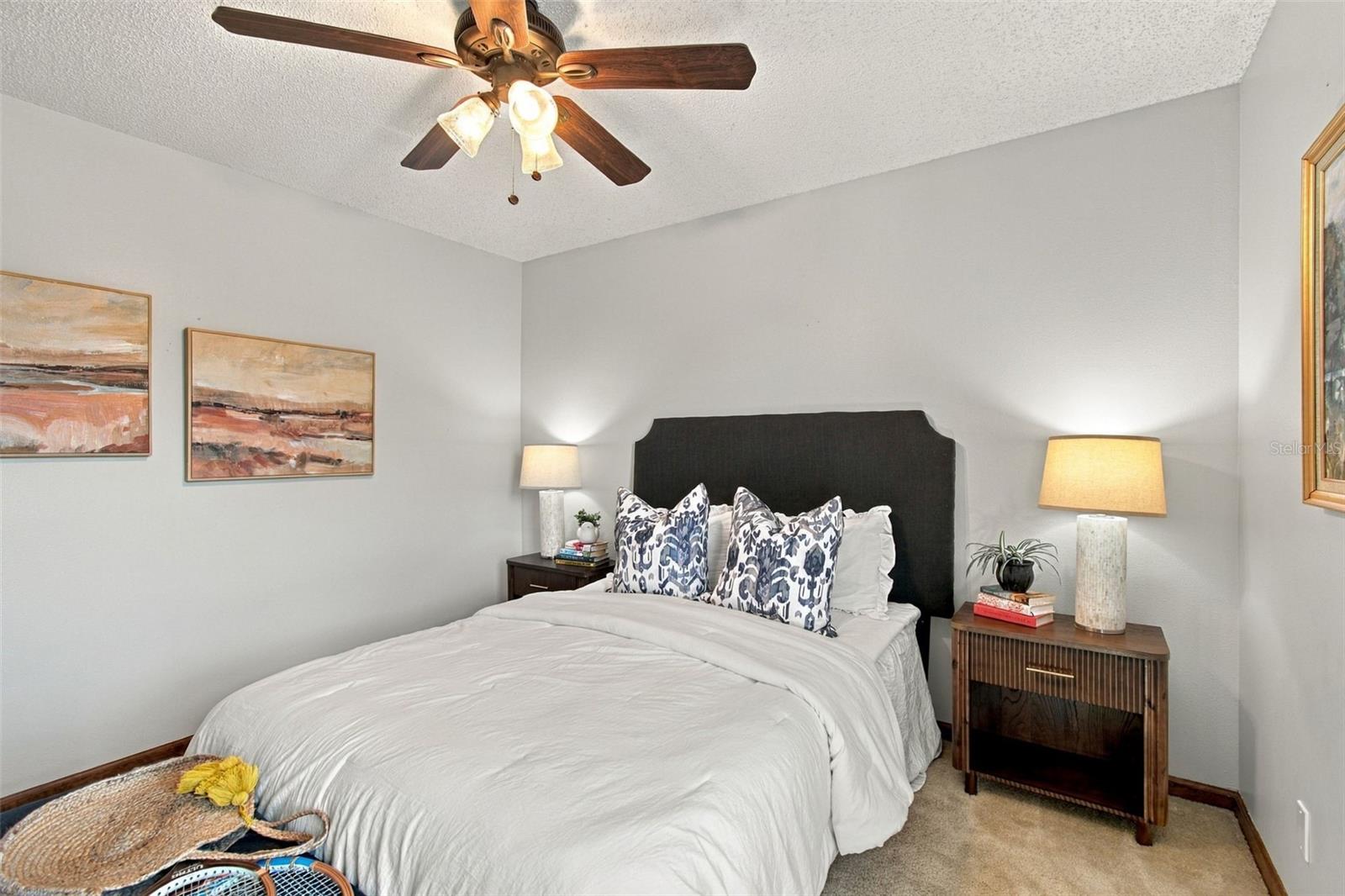 709 JACARANDA DR — photo 41
