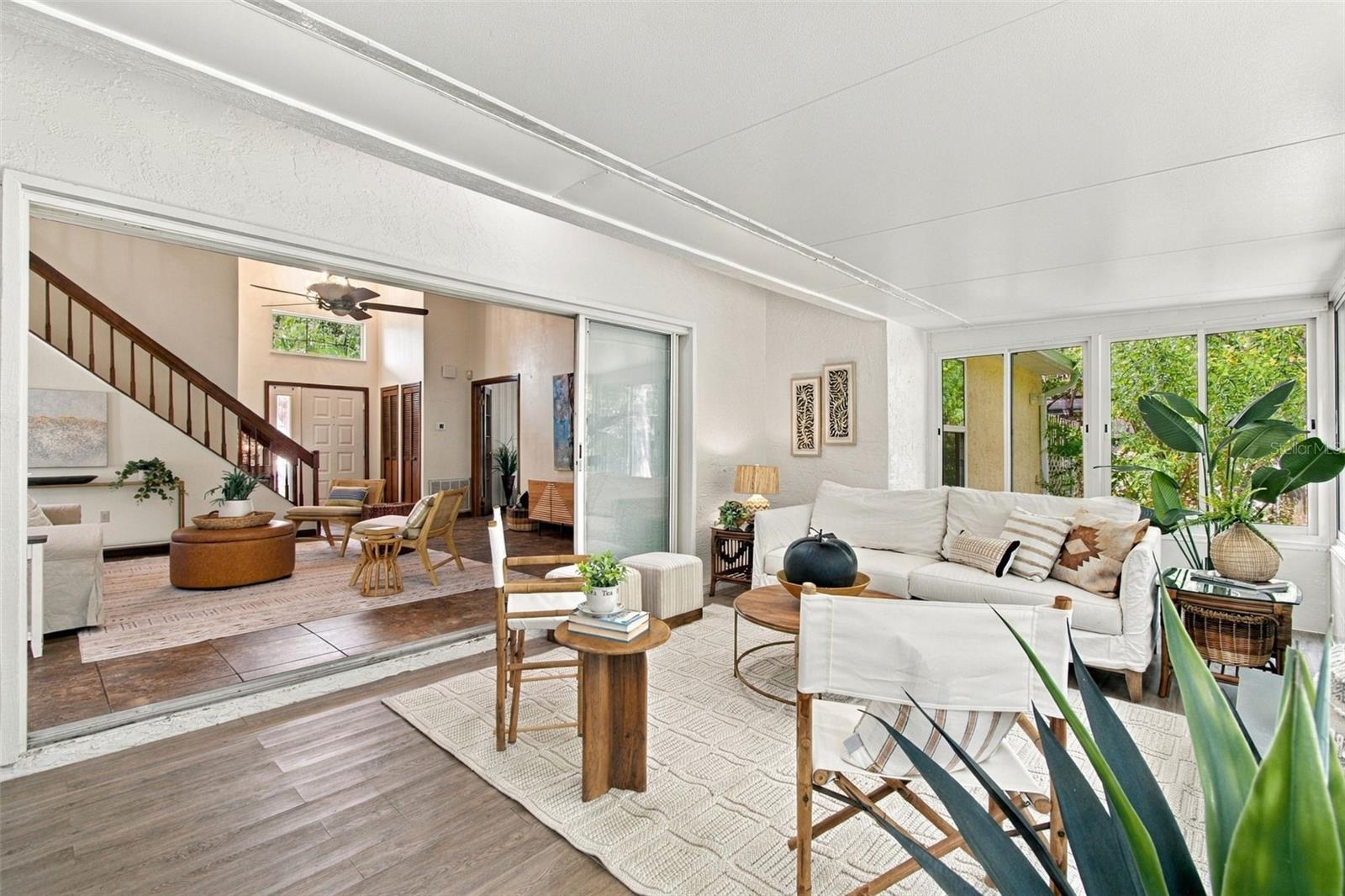 709 JACARANDA DR — photo 11