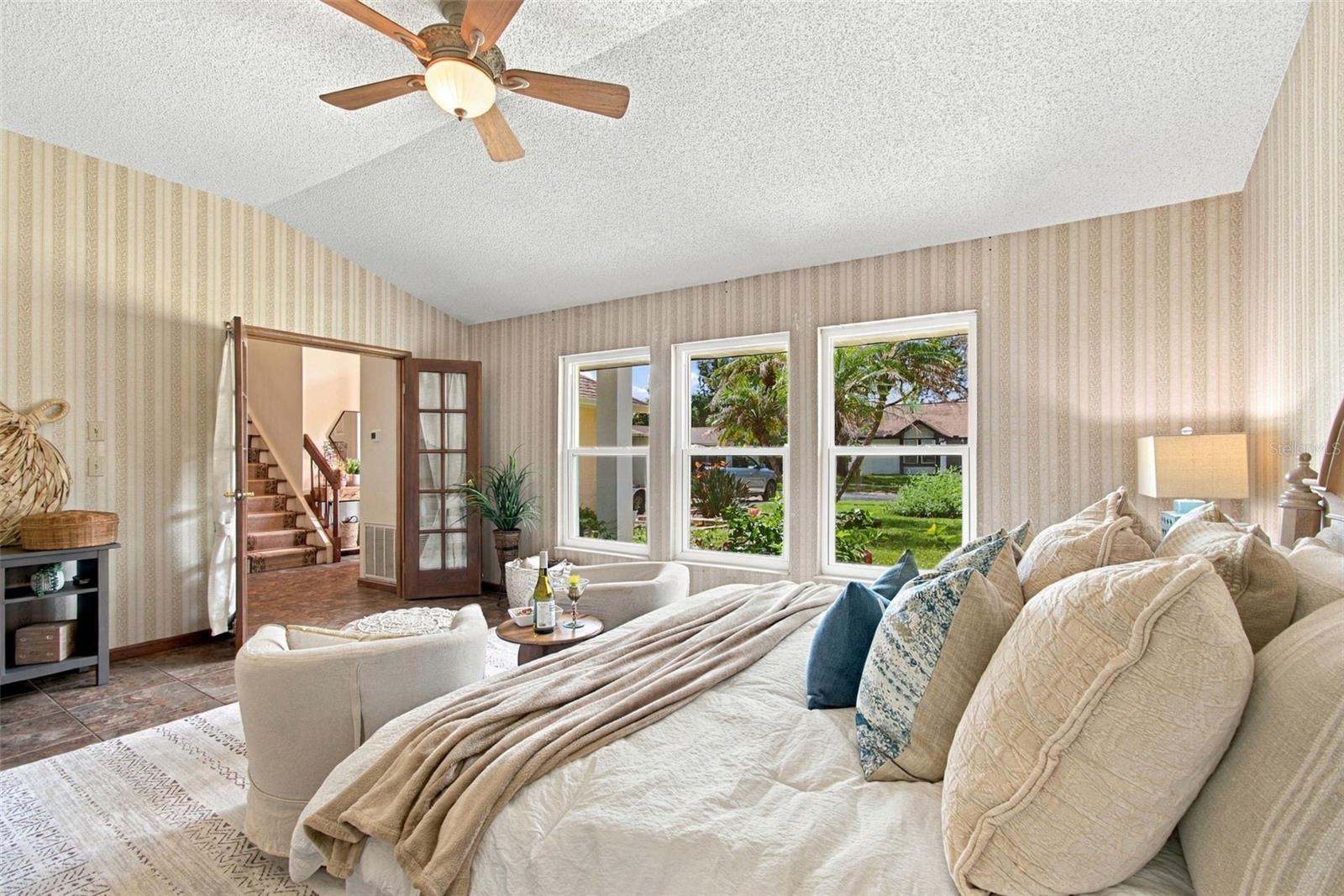 709 JACARANDA DR — photo 31