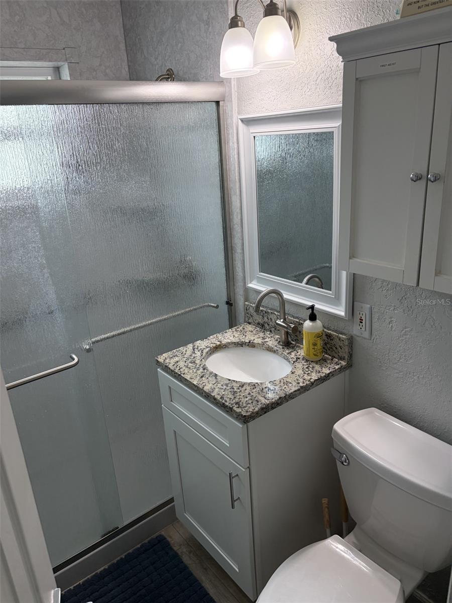 8439 DOROTHY AVE — photo 16