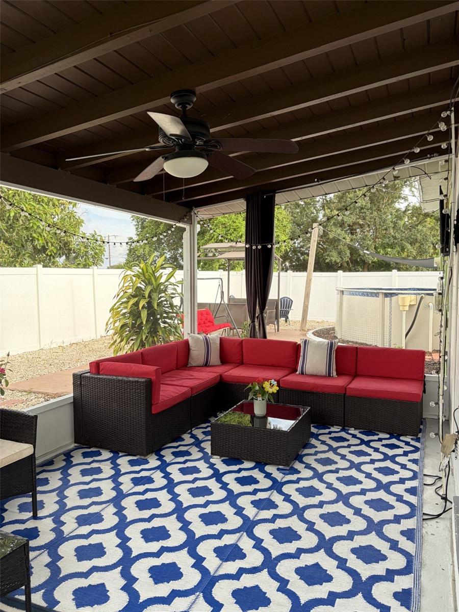 8439 DOROTHY AVE — photo 4