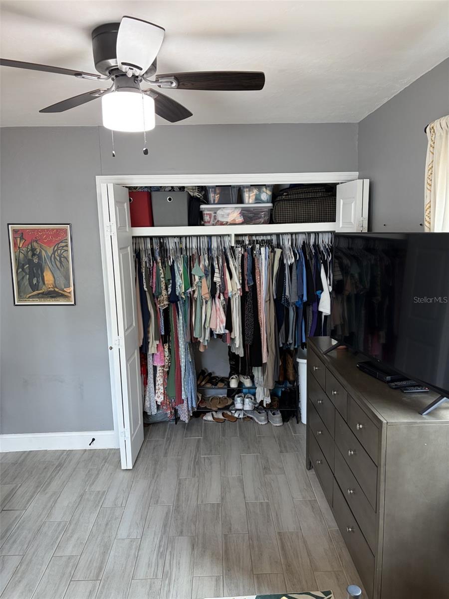 8439 DOROTHY AVE — photo 14