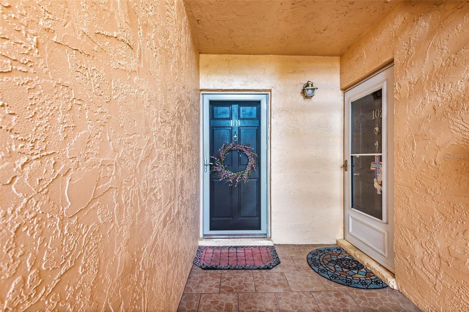101 DOGWOOD CIR — photo 2
