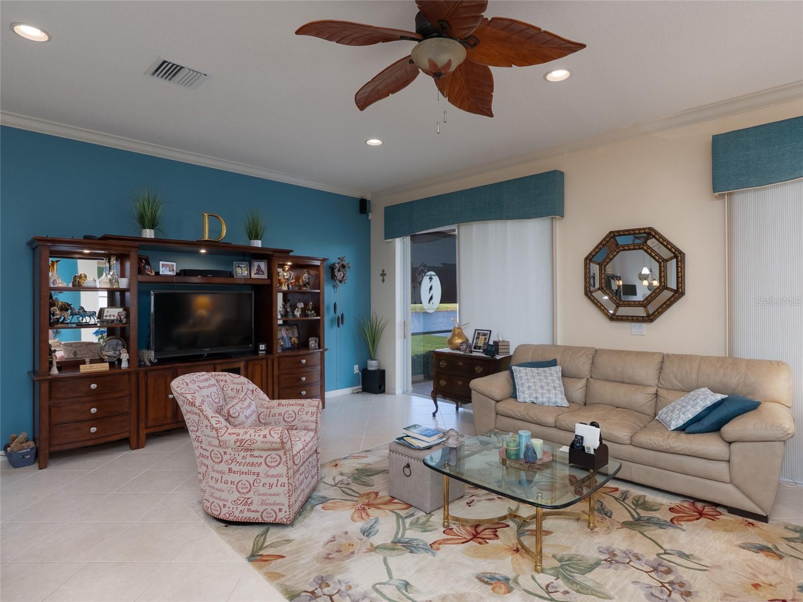 6725 41ST STREET CIR E — photo 11
