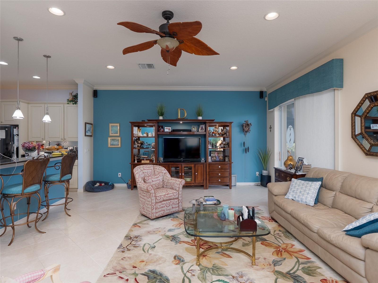 6725 41ST STREET CIR E — photo 10