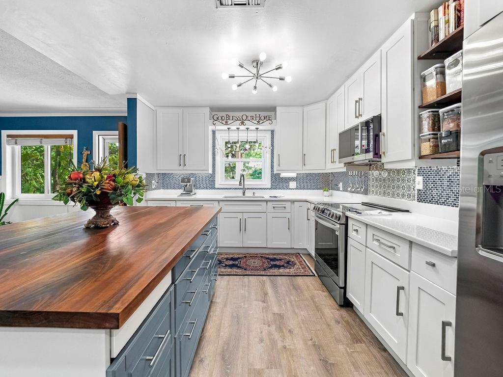 1831 BAYSHORE DR — photo 10