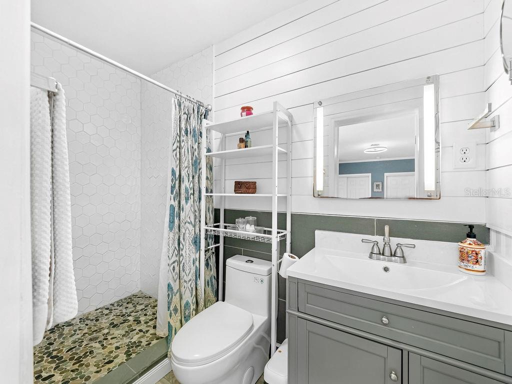 1831 BAYSHORE DR — photo 28