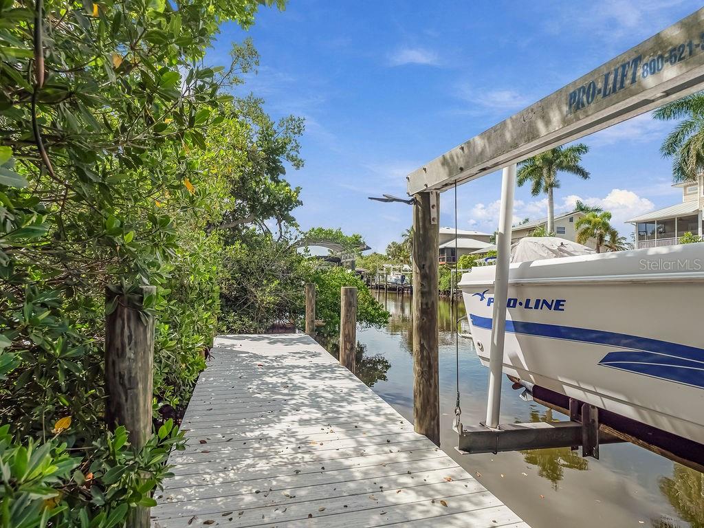 1831 BAYSHORE DR — photo 40
