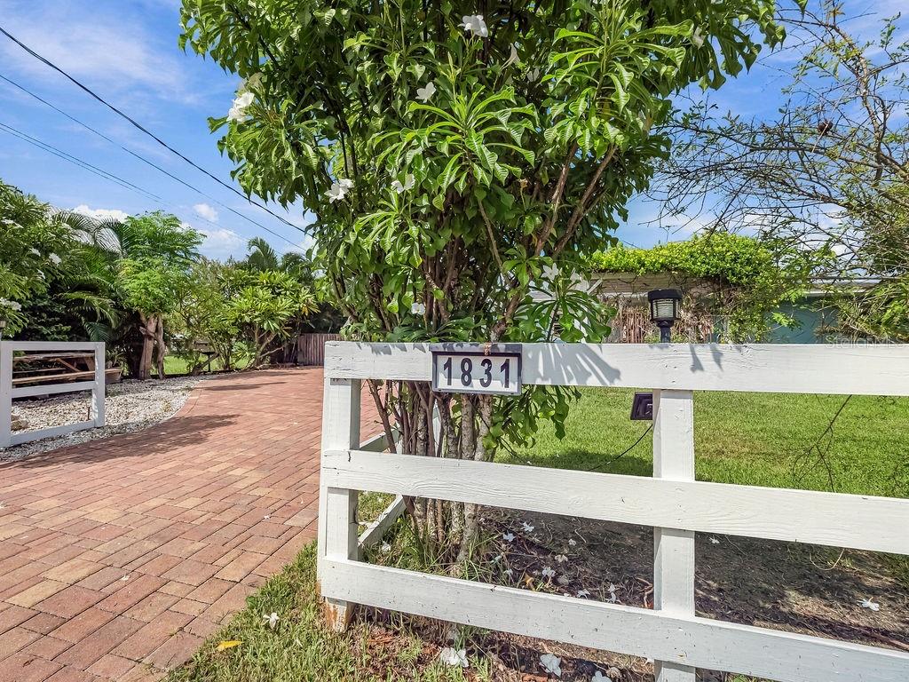 1831 BAYSHORE DR — photo 52