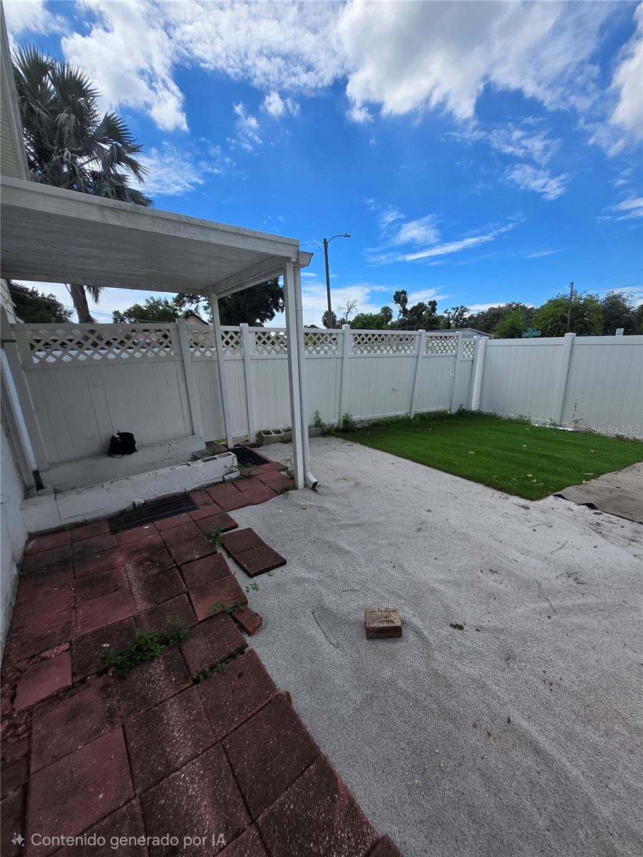 7710 W HANNA AVE — photo 20