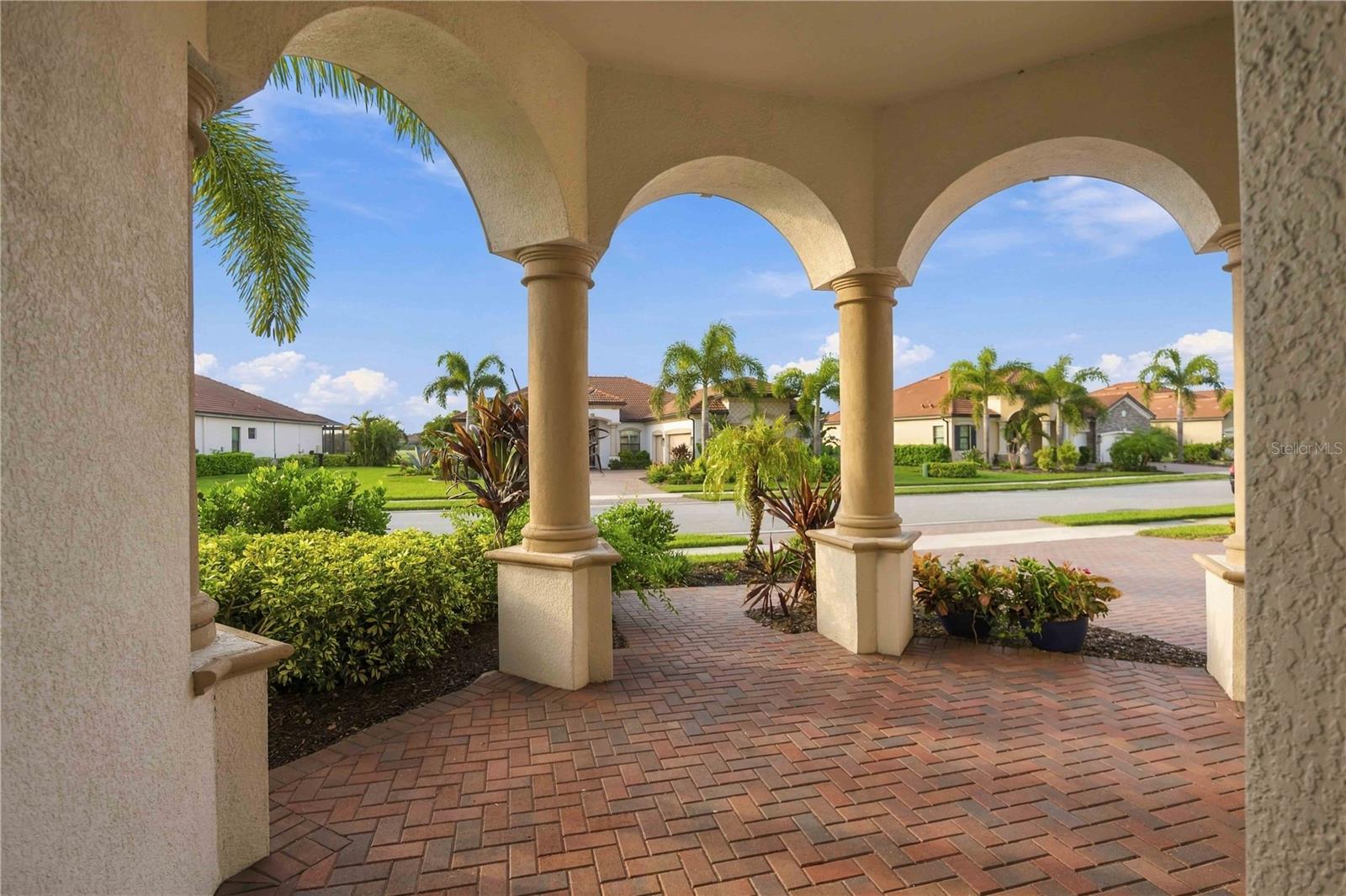 10720 TARFLOWER DR — photo 2