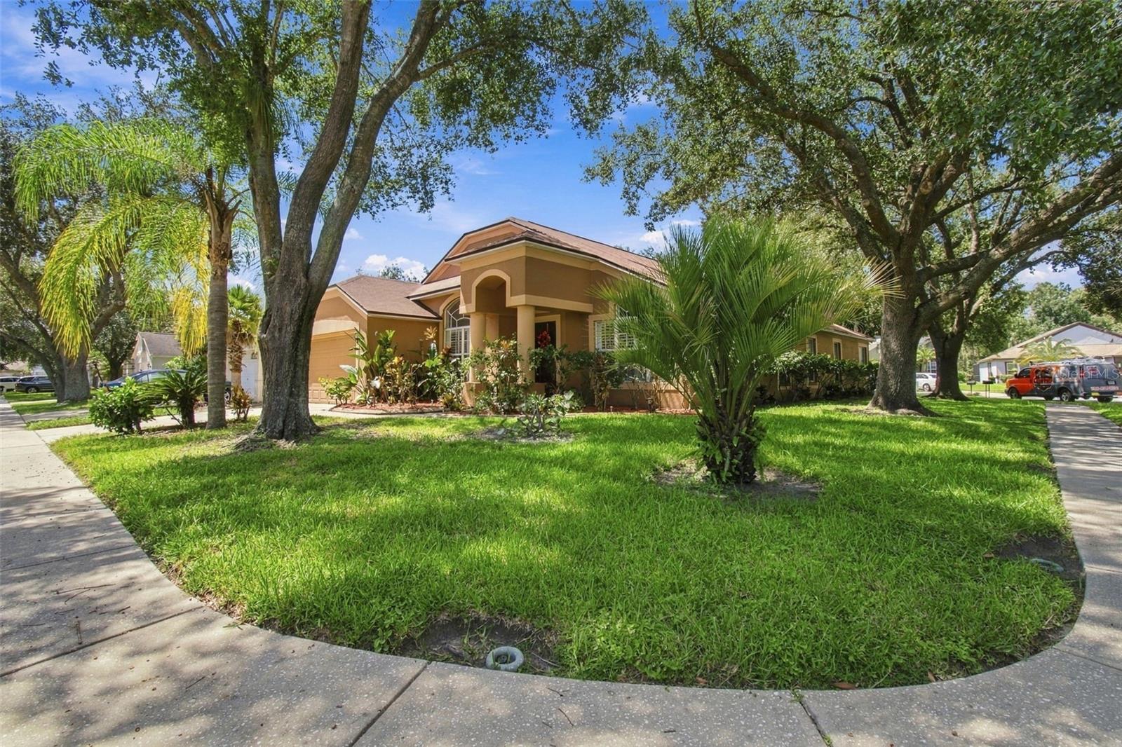 19014 SILVERBROOK DR — photo 4