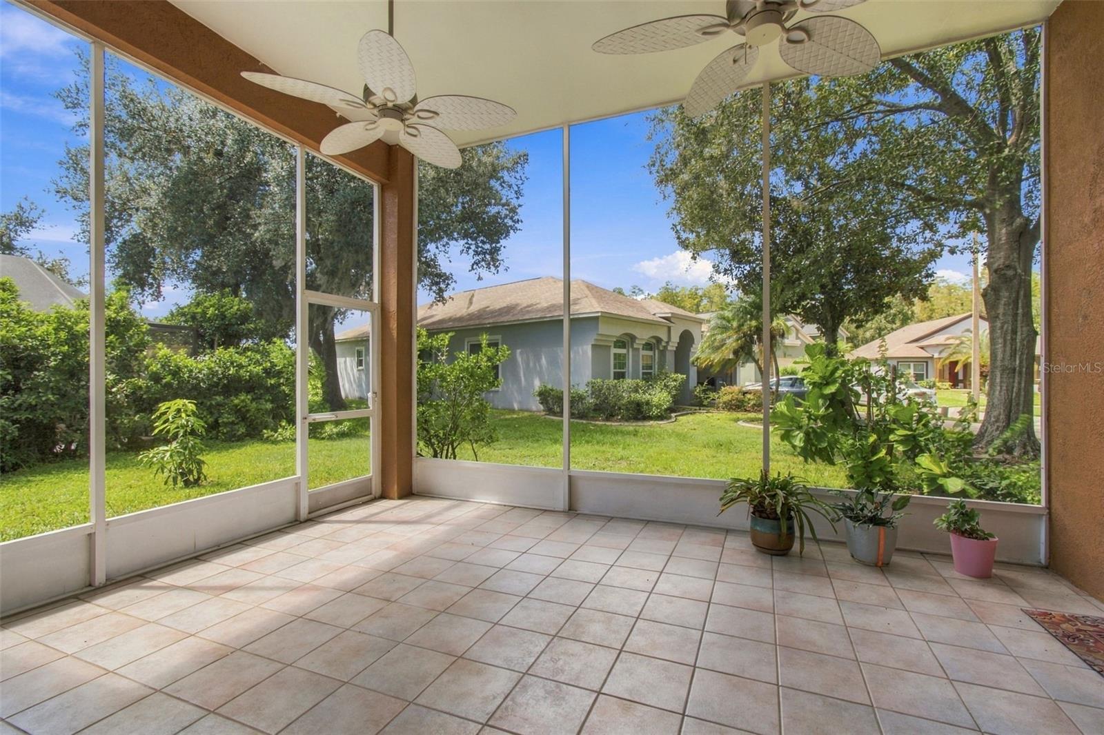 19014 SILVERBROOK DR — photo 56