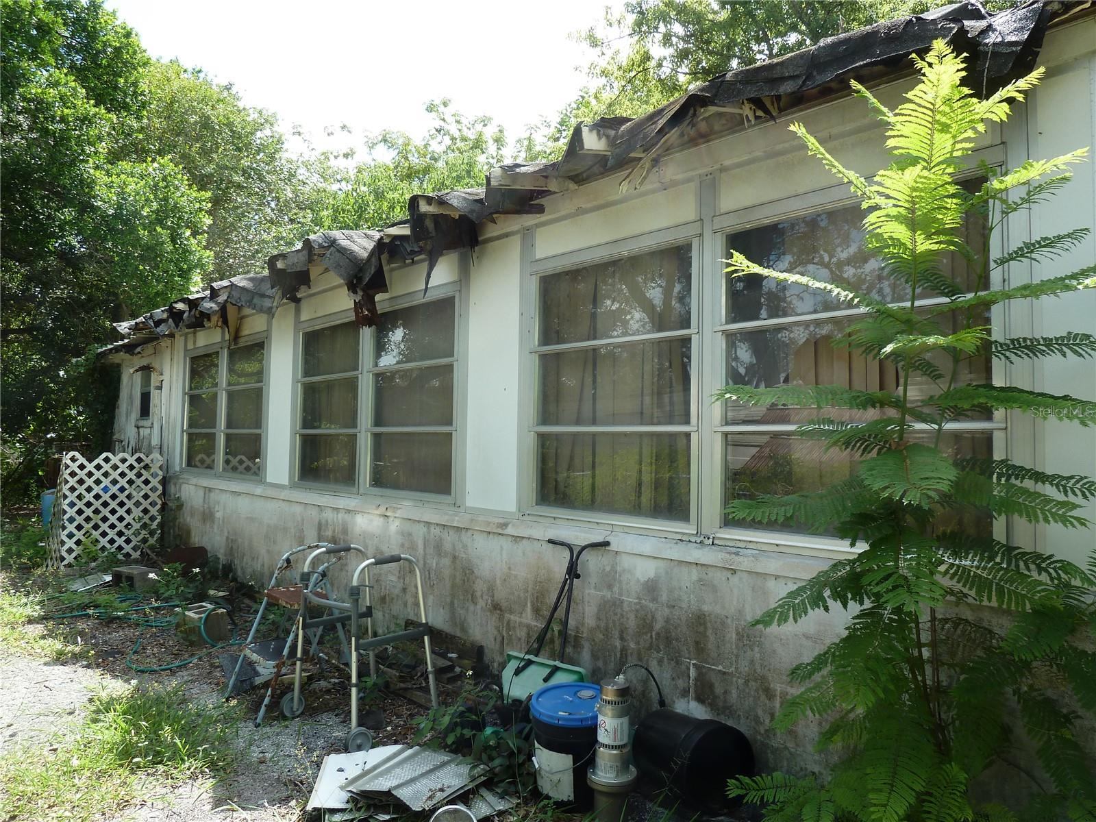 1202 LUCAS ST — photo 3