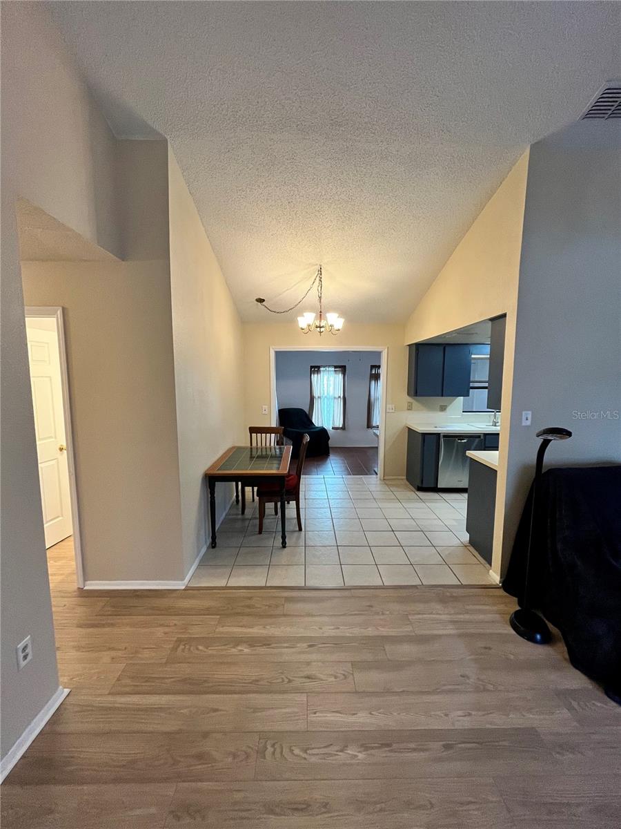 1238 FUCHSIA DR — photo 4