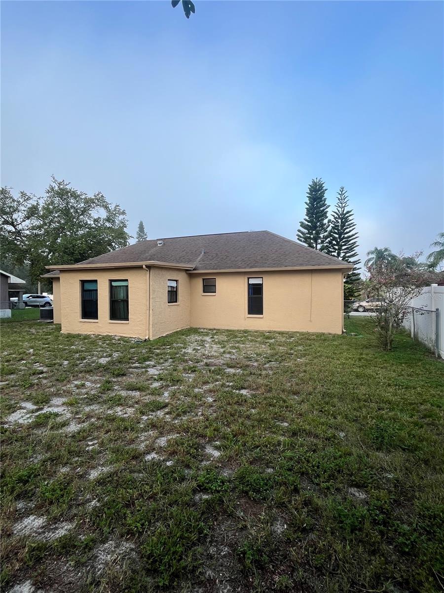 1238 FUCHSIA DR — photo 24