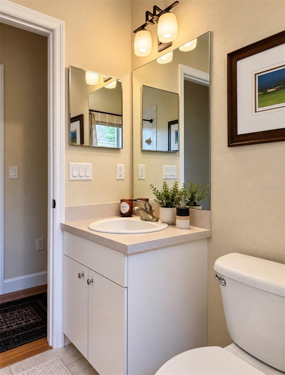 2013 MACARTHUR CT — photo 46