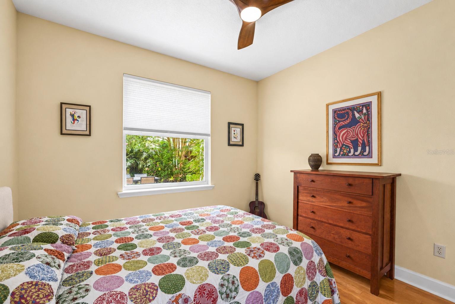 2013 MACARTHUR CT — photo 39