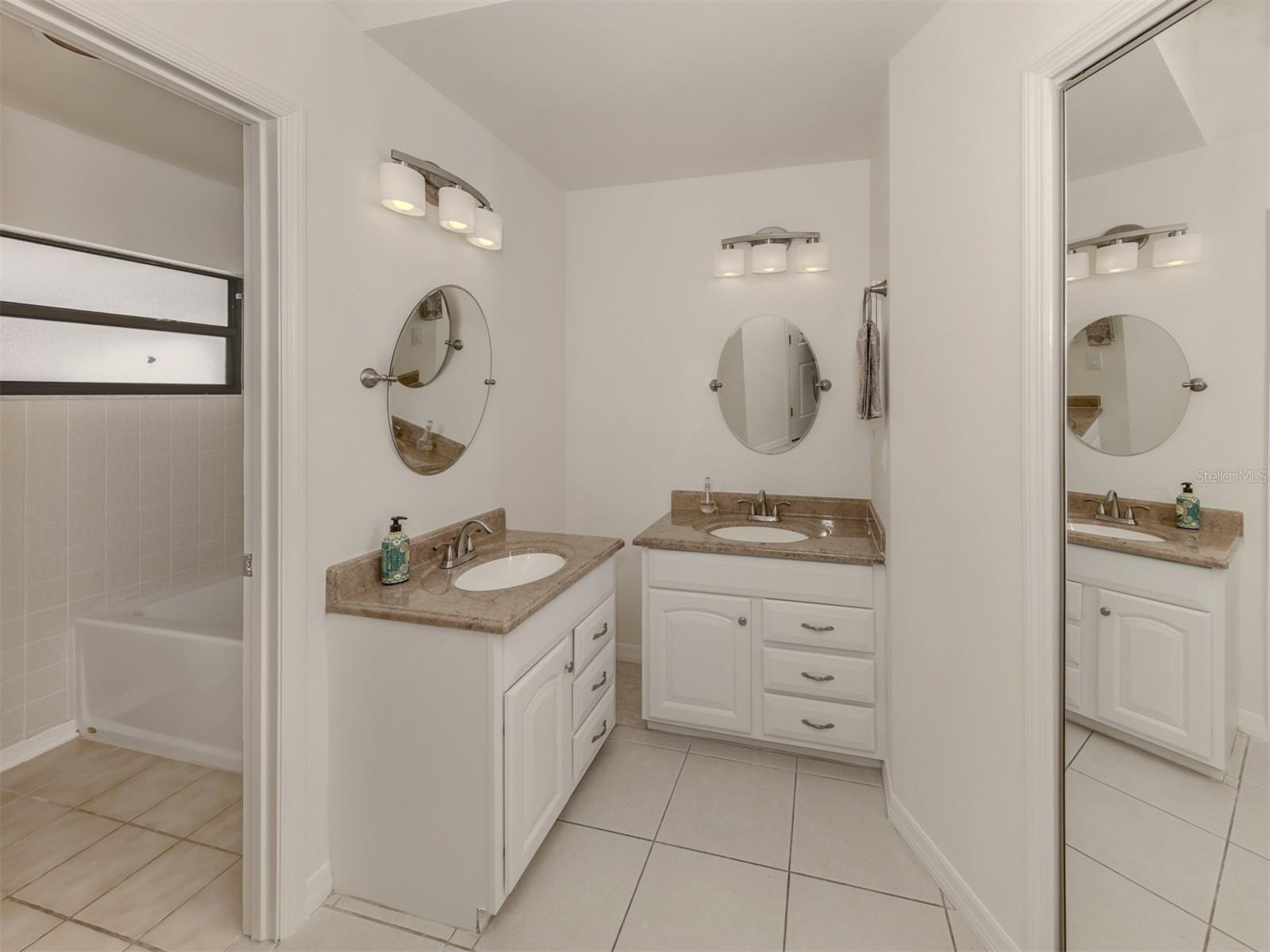 268 SOUTHAMPTON DR #309 — photo 13