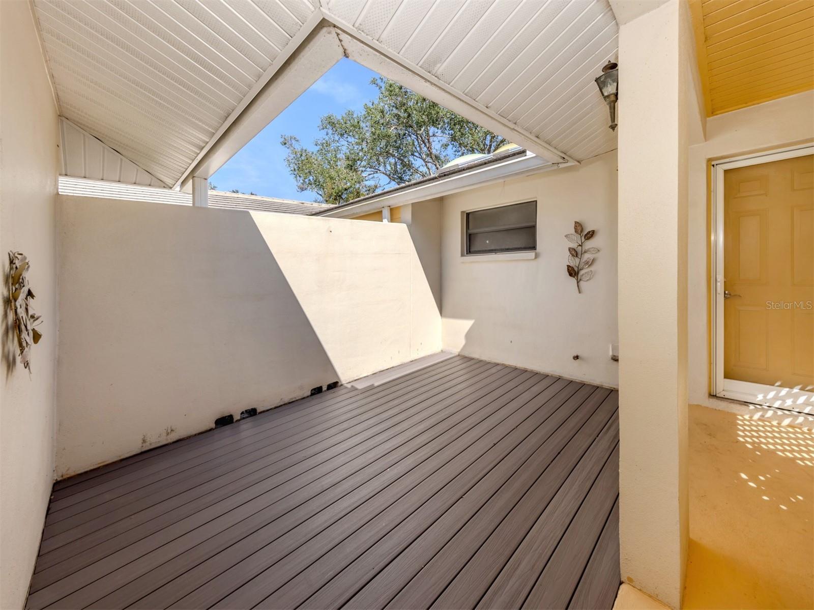 268 SOUTHAMPTON DR #309 — photo 29