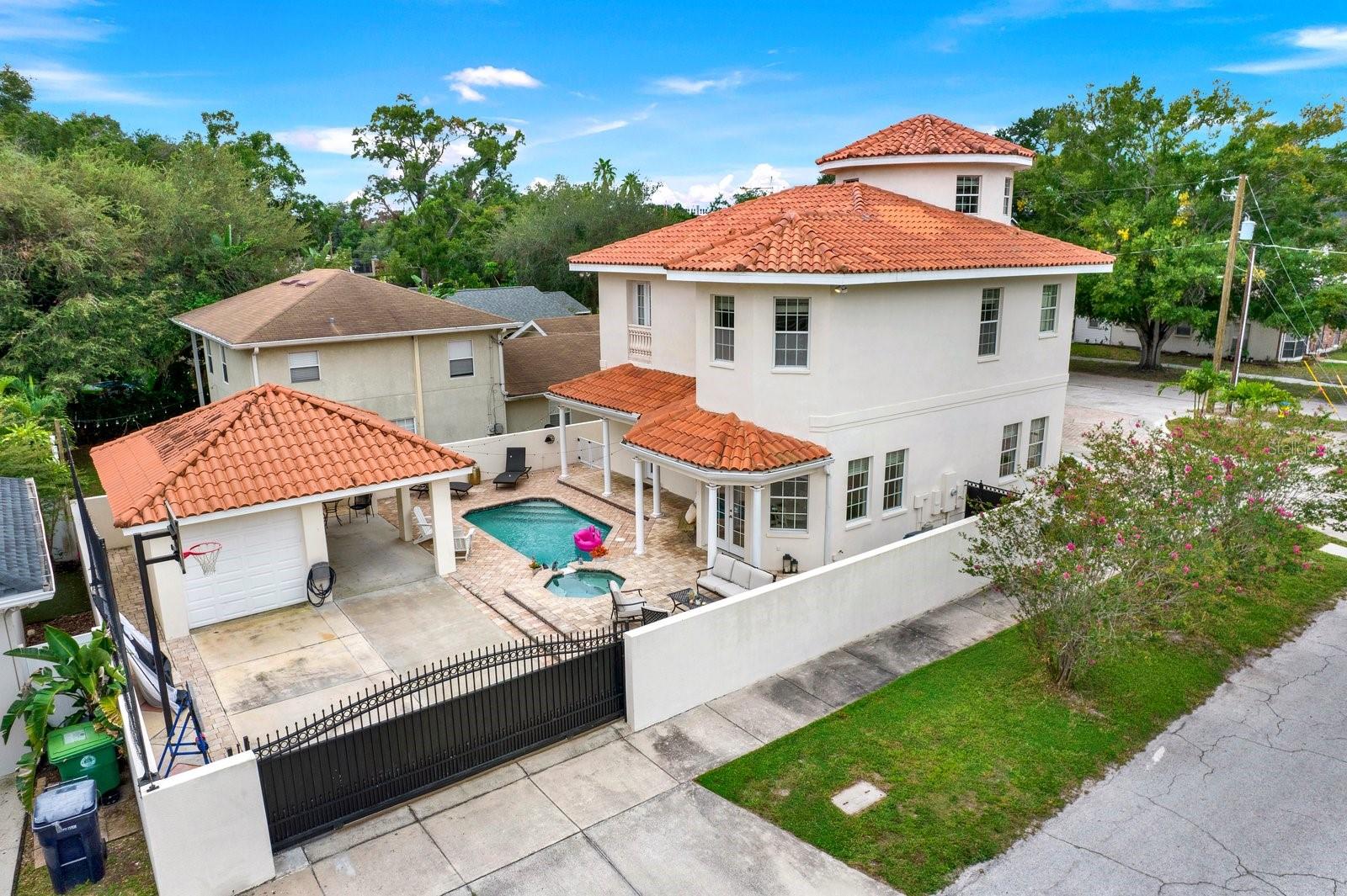 2721 N ROYAL CT — photo 47